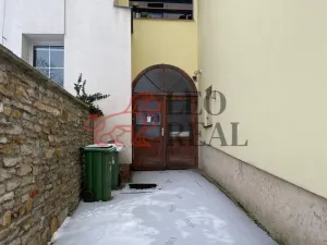 Prodej činžovního domu, Česká Skalice, Husovo náměstí, 467 m2