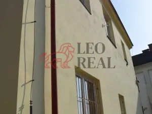 Prodej činžovního domu, Česká Skalice, Husovo náměstí, 467 m2