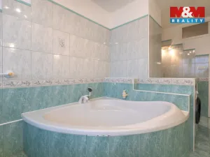 Prodej bytu 2+1, Teplice - Trnovany, V závětří, 83 m2