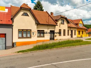 Pronájem bytu 1+1, Vizovice, Palackého Nám., 45 m2