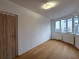 Pronájem bytu 3+kk, Praha - Černý Most, Marešova, 85 m2