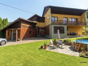 Prodej vícegeneračního domu, Halenkov, 232 m2