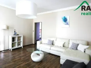 Prodej činžovního domu, Karlovy Vary, Moravská, 248 m2