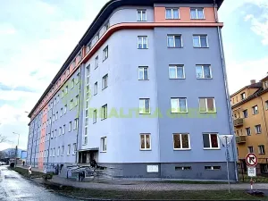 Pronájem bytu 2+1, Vsetín, Sušilova, 32 m2