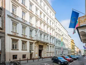 Pronájem kanceláře, Praha - Nové Město, Krakovská, 107 m2