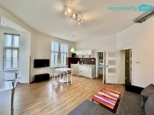 Pronájem bytu 2+kk, Karlovy Vary, Krále Jiřího, 55 m2