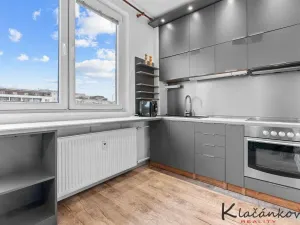 Prodej bytu 3+1, Zlín, Podlesí III, 70 m2