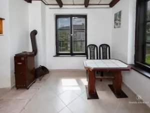 Prodej chaty, Kájov - Staré Dobrkovice, 350 m2