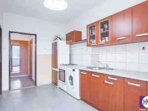 Prodej bytu 1+1, Kladno - Kročehlavy, gen. Píky, 44 m2