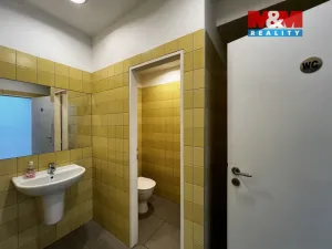 Pronájem kanceláře, Nupaky, Komerční, 200 m2