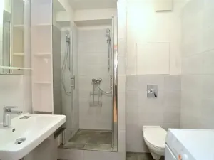 Pronájem bytu 2+kk, Praha - Libeň, Kovanecká, 57 m2