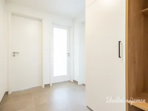 Pronájem bytu 2+kk, Praha - Kamýk, Zimova, 50 m2