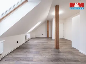 Prodej rodinného domu, Radonice, Růžičkova, 182 m2