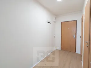 Pronájem bytu 2+kk, Mělník, Veslařská, 44 m2