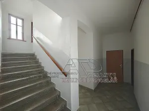 Pronájem atypického bytu, České Budějovice, 54 m2