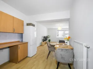 Prodej bytu 2+kk, Plzeň, Sedlecká, 69 m2