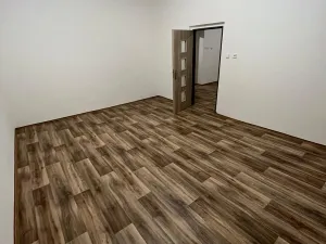 Prodej bytu 3+1, Jaroměř - Josefov, Na Trati, 75 m2