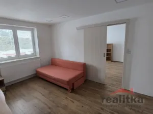 Pronájem bytu 2+1, Opava - Předměstí, Máchova, 60 m2