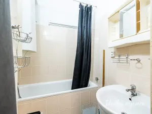Pronájem bytu 2+1, Praha - Žižkov, Žerotínova, 72 m2