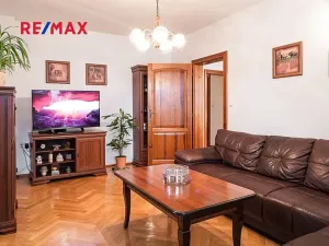 Prodej rodinného domu, Cvikov, Komenského, 298 m2