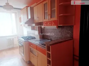 Pronájem bytu 4+1, Ústí nad Labem - Všebořice, Spartakiádní, 92 m2