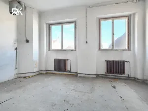 Prodej obchodního prostoru, Kolín, Pražská, 600 m2
