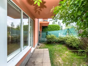 Pronájem bytu 1+kk, Praha, Herlíkovická, 43 m2