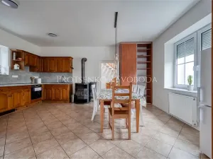 Prodej ubytování, Pardubice, Žižkova, 250 m2