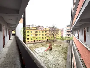 Pronájem bytu 2+1, Vsetín, Sušilova, 32 m2