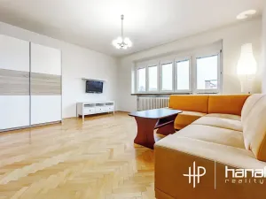 Prodej bytu 2+1, Zlín, Věžové domy, 61 m2