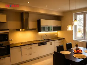 Pronájem bytu 2+1, Plzeň, Habrmannovo náměstí, 83 m2