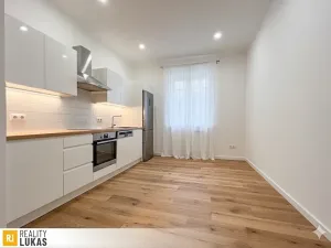 Prodej bytu 2+1, Ostrava, Korunní, 62 m2