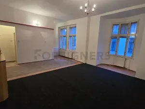 Pronájem bytu 1+kk, Pardubice, Jindřišská, 45 m2