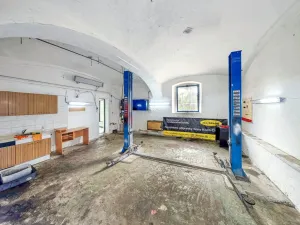 Pronájem skladu, Pardubice - Zelené Předměstí, Jana Palacha, 211 m2