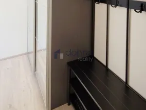 Pronájem bytu 2+kk, Praha, Oldřichovská, 50 m2