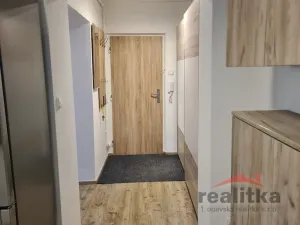 Pronájem bytu 2+1, Opava - Předměstí, náměstí Svaté Hedviky, 51 m2