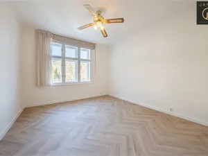 Prodej bytu 4+kk, Praha - Dejvice, V Šáreckém údolí, 121 m2