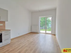 Pronájem bytu 2+kk, Znojmo, Vrbkova, 46 m2