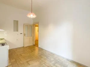 Pronájem bytu 2+kk, Praha - Bubeneč, Bubenečská, 45 m2