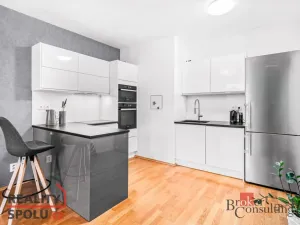 Prodej bytu 3+kk, Praha - Holešovice, Varhulíkové, 78 m2