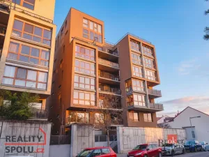 Prodej bytu 3+kk, Praha - Holešovice, Varhulíkové, 78 m2