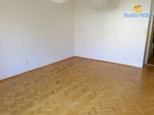 Pronájem bytu 2+1, Praha - Podolí, Na dolinách, 56 m2