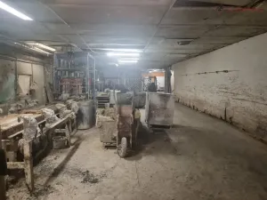 Prodej výrobních prostor, Radslavice, 3300 m2