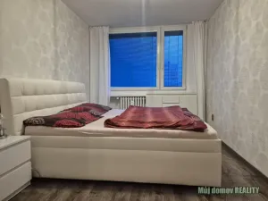 Pronájem bytu 2+kk, Praha - Háje, Mendelova, 42 m2