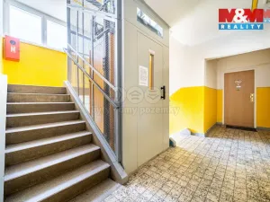 Pronájem bytu 1+1, Plzeň - Doubravka, Smrková, 42 m2