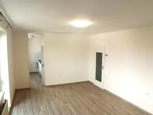 Pronájem bytu 2+1, Sezemice, Nejedlého, 59 m2