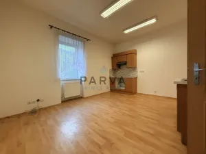 Pronájem kanceláře, Rokycany - Nové Město, Josefa Tomáška, 51 m2