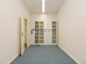 Pronájem kanceláře, Praha, Bieblova, 90 m2