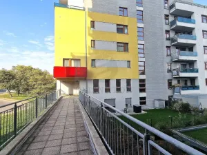 Pronájem bytu 2+kk, Praha - Vysočany, Ocelářská, 50 m2