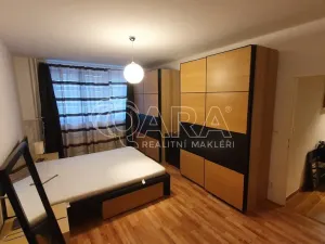 Pronájem bytu 2+kk, Praha, Litevská, 63 m2